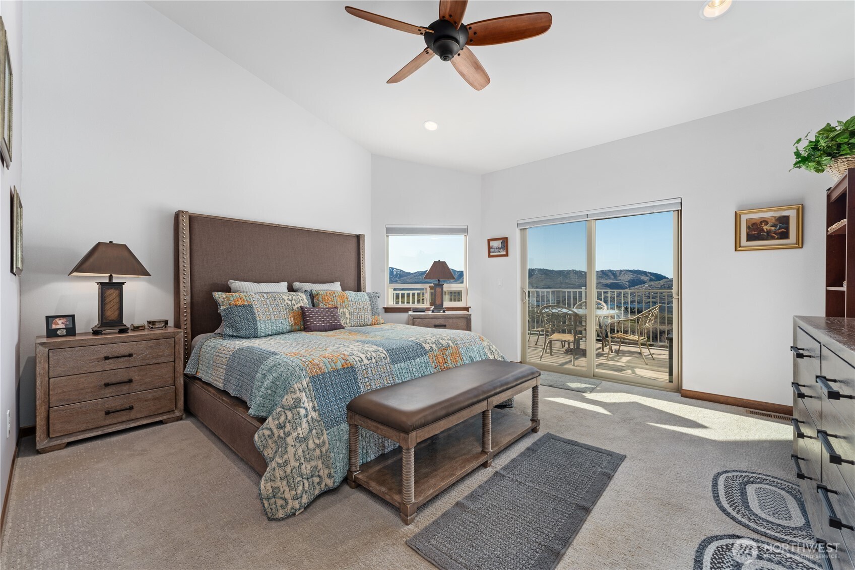 449 Lakayuse Road , Manson, WA 98831