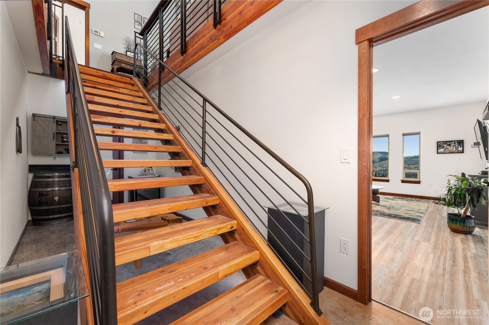 449 Lakayuse Road , Manson, WA 98831