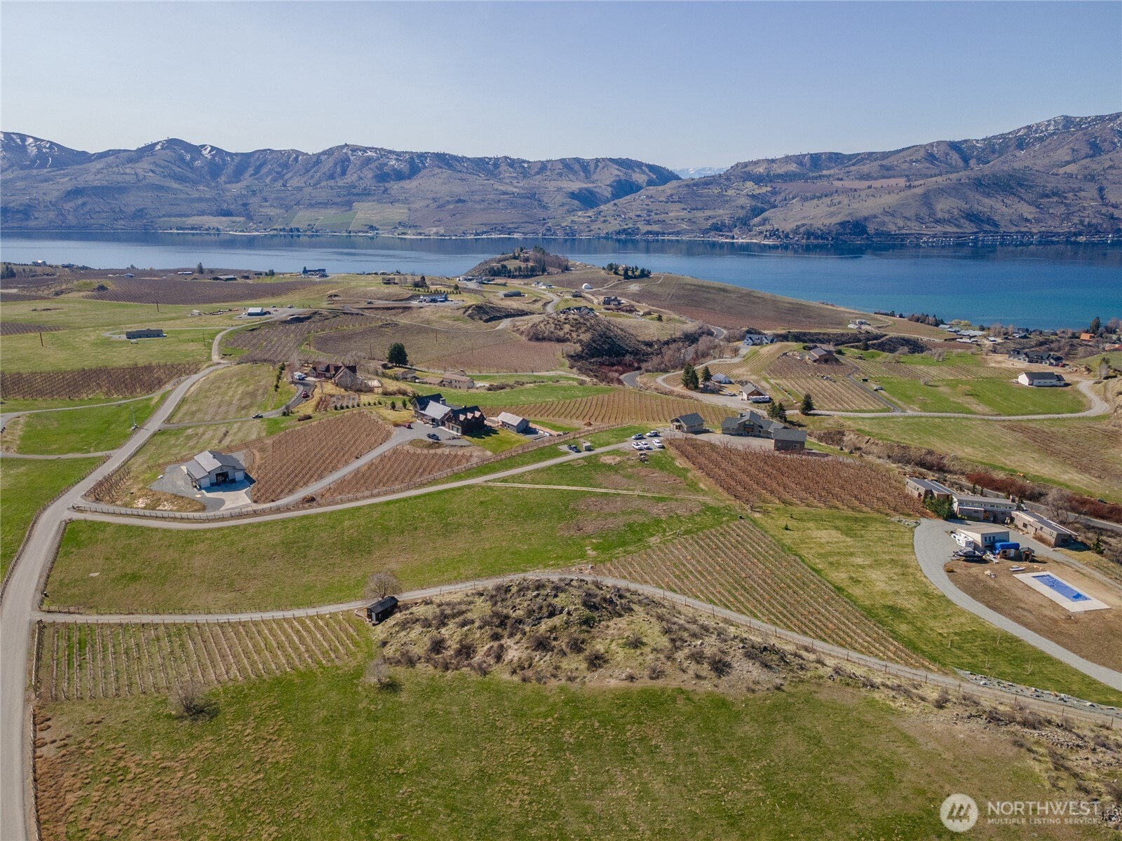 449 Lakayuse Road , Manson, WA 98831