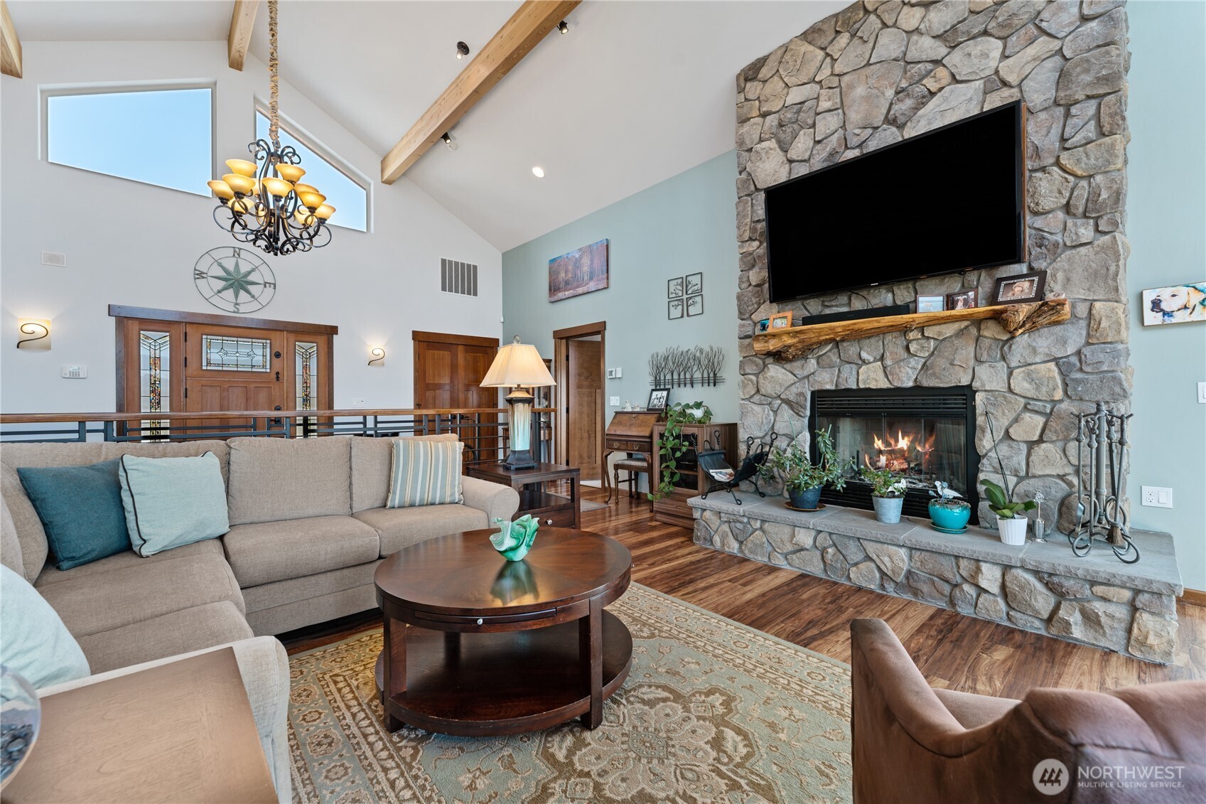 449 Lakayuse Road , Manson, WA 98831