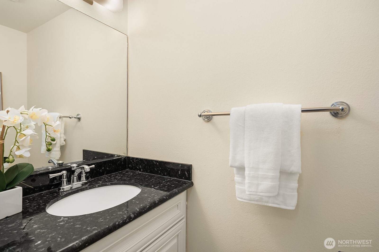 12828 SE 41st Lane #C103, Bellevue, WA 98006