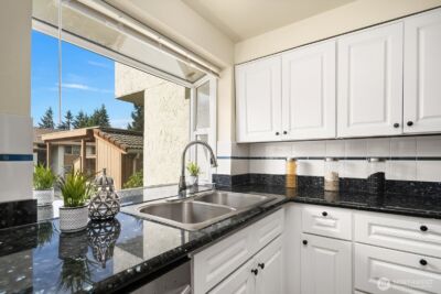 12828 SE 41st Lane #C103, Bellevue, WA 98006 - Photo 10
