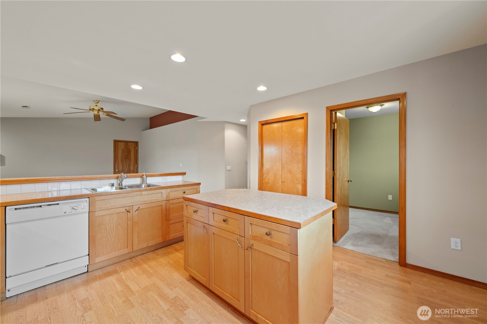 739 Cascade Palms Court #739, Sedro Woolley, WA 98284