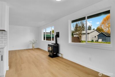 1006 Fidalgo Street , Sedro Woolley, WA 98284 - Photo 5
