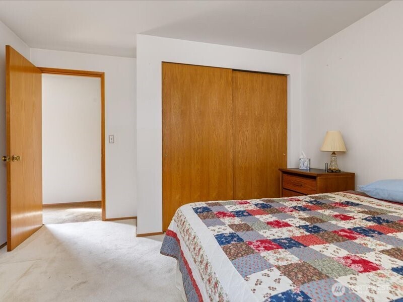 2047 Briarwood Drive , Oak Harbor, WA 98277