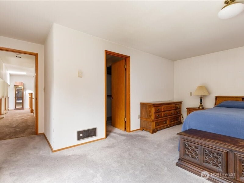 2047 Briarwood Drive , Oak Harbor, WA 98277