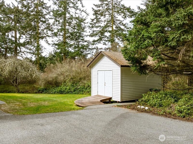 2047 Briarwood Drive , Oak Harbor, WA 98277