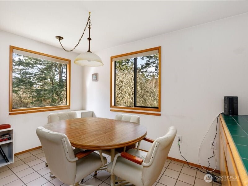 2047 Briarwood Drive , Oak Harbor, WA 98277