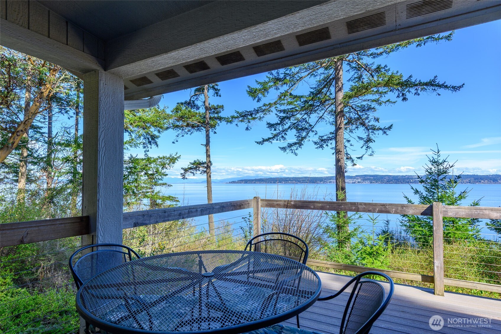 215 S Harrington Lagoon Road , Coupeville, WA 98239