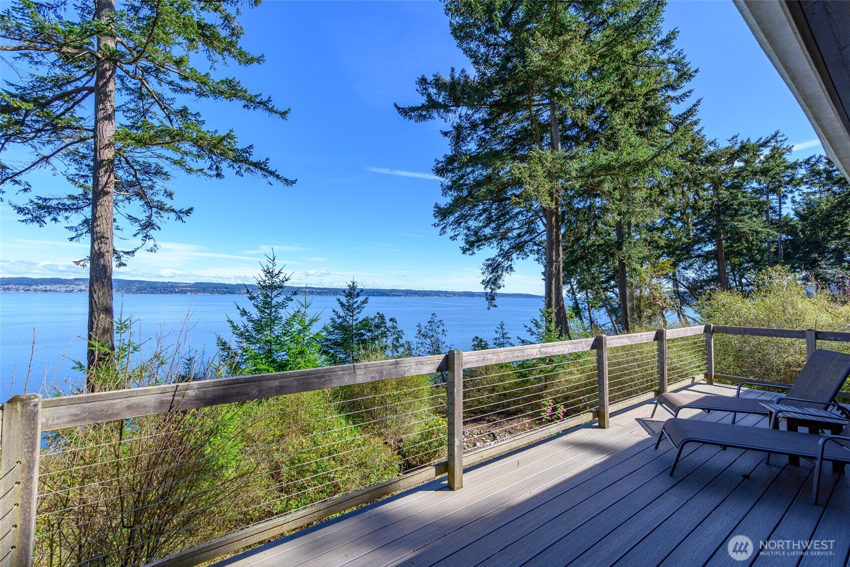 215 S Harrington Lagoon Road , Coupeville, WA 98239