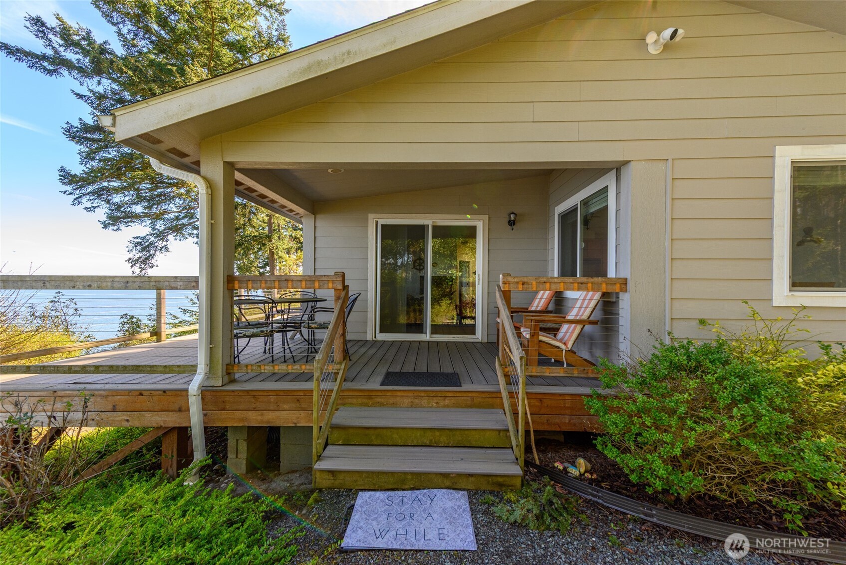 215 S Harrington Lagoon Road , Coupeville, WA 98239
