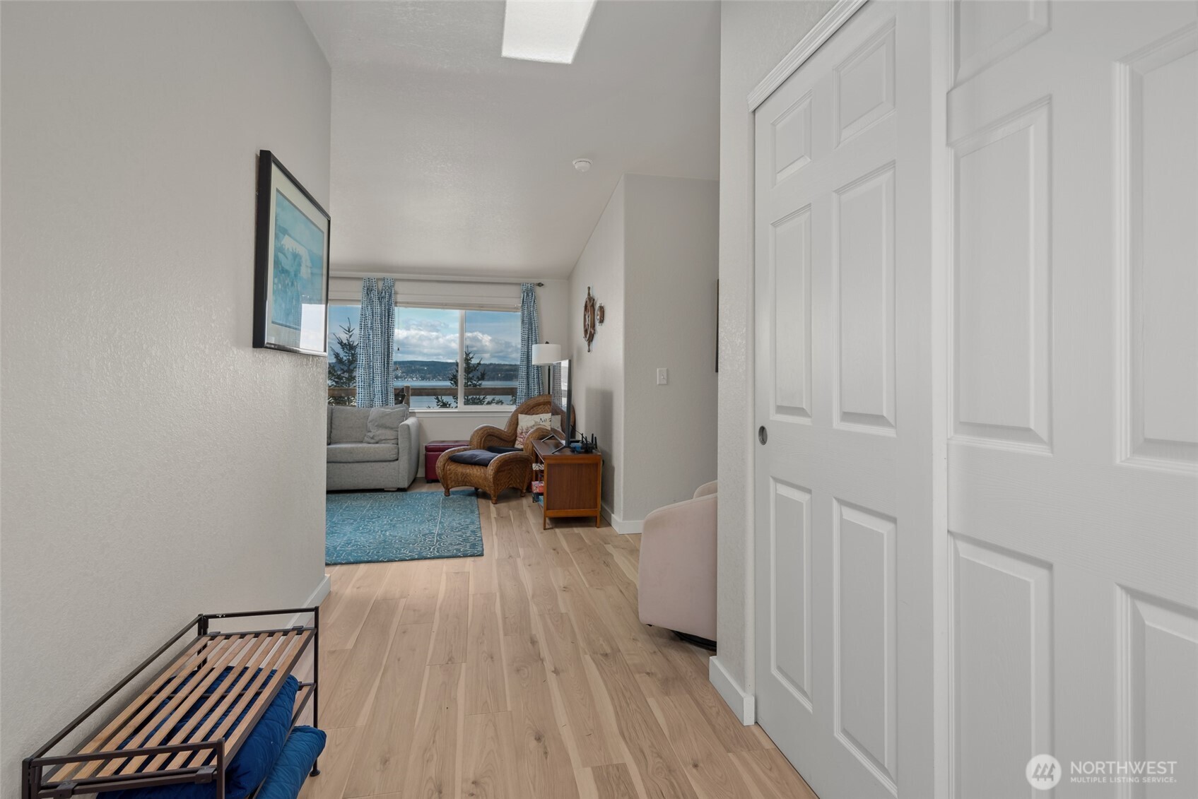 215 S Harrington Lagoon Road , Coupeville, WA 98239