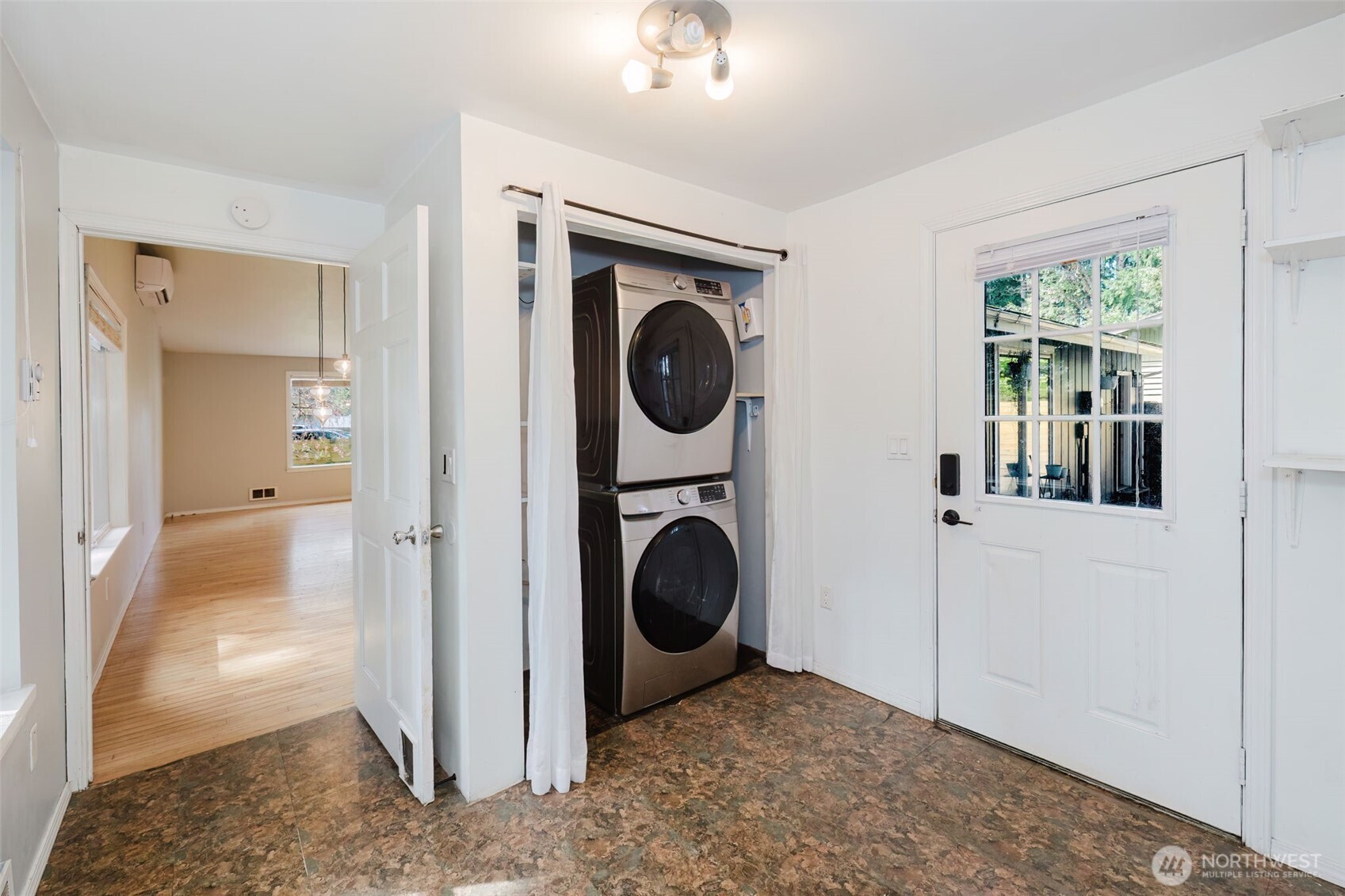 2437 Red Spruce Drive SE, Port Orchard, WA 98366