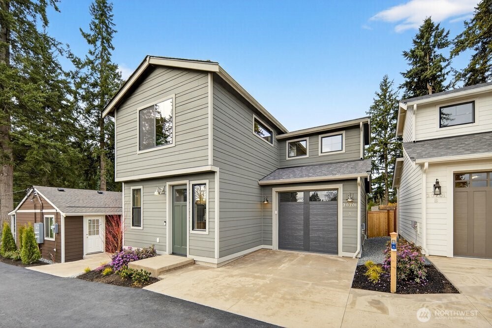 20701 82nd Avenue W, Edmonds, WA 98026