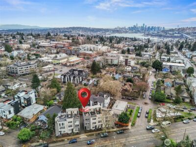 4758 Greenlake Way N, Seattle, WA 98103 - Photo 24