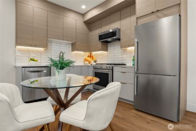 4758 Greenlake Way N, Seattle, WA 98103 - Photo 8