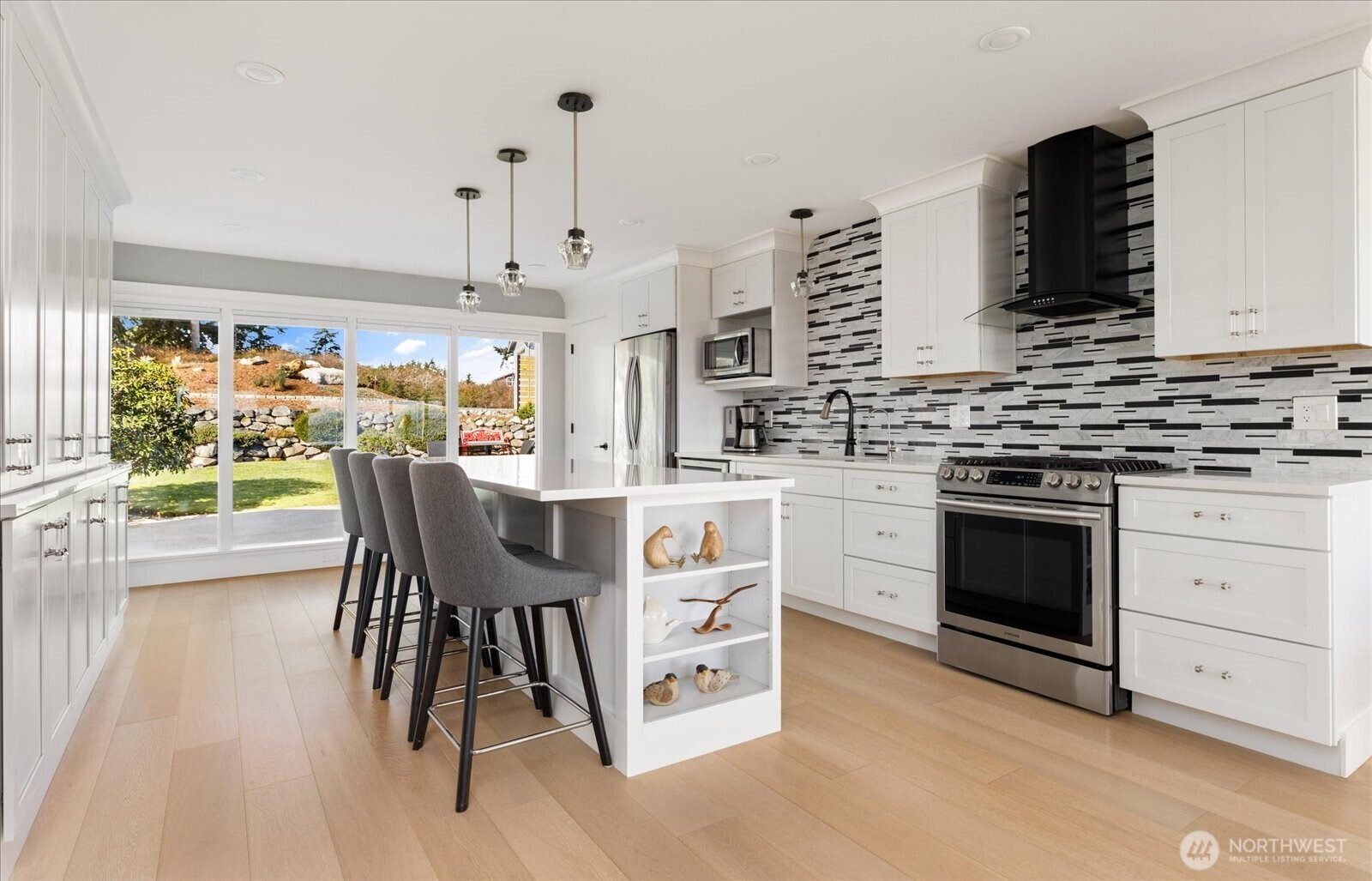 1387 Scenic Heights Road , Oak Harbor, WA 98277