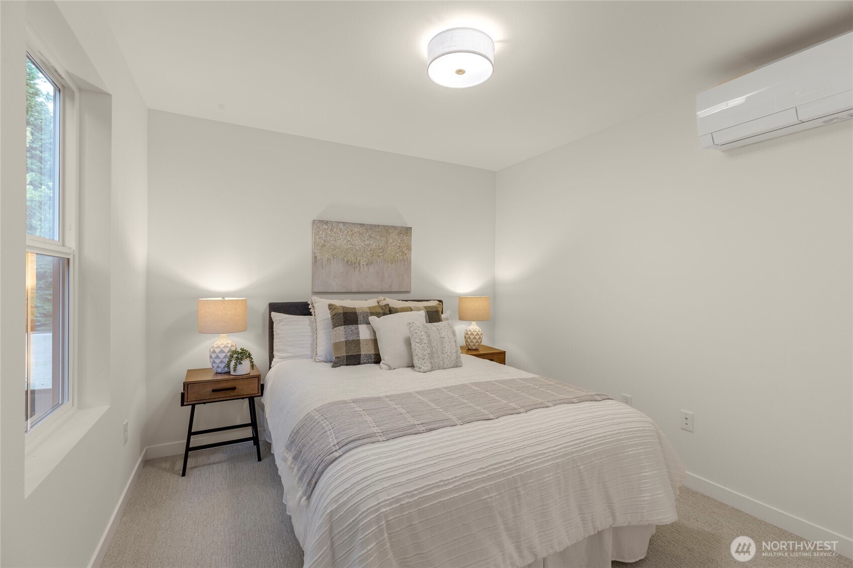 11607 NE 112th Street #2, Kirkland, WA 98033
