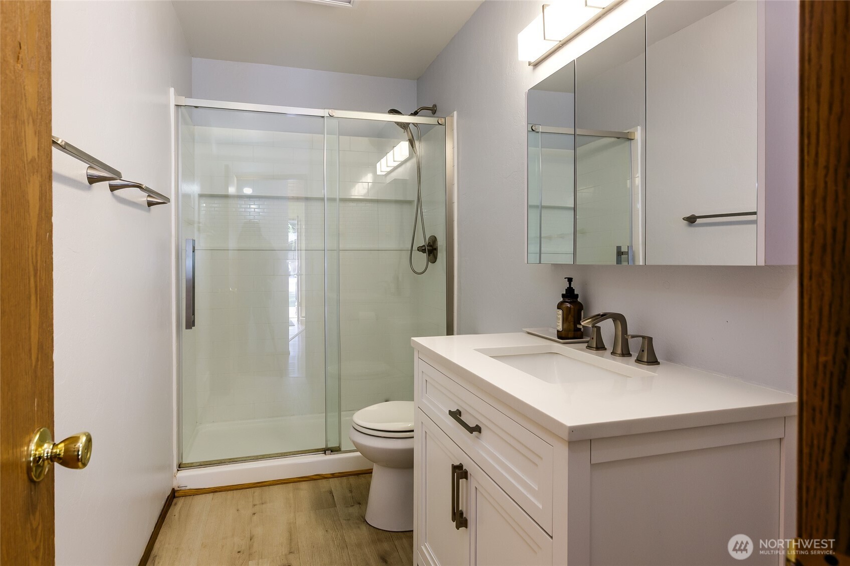 655 Hunt St , Friday Harbor, WA 98250-8078