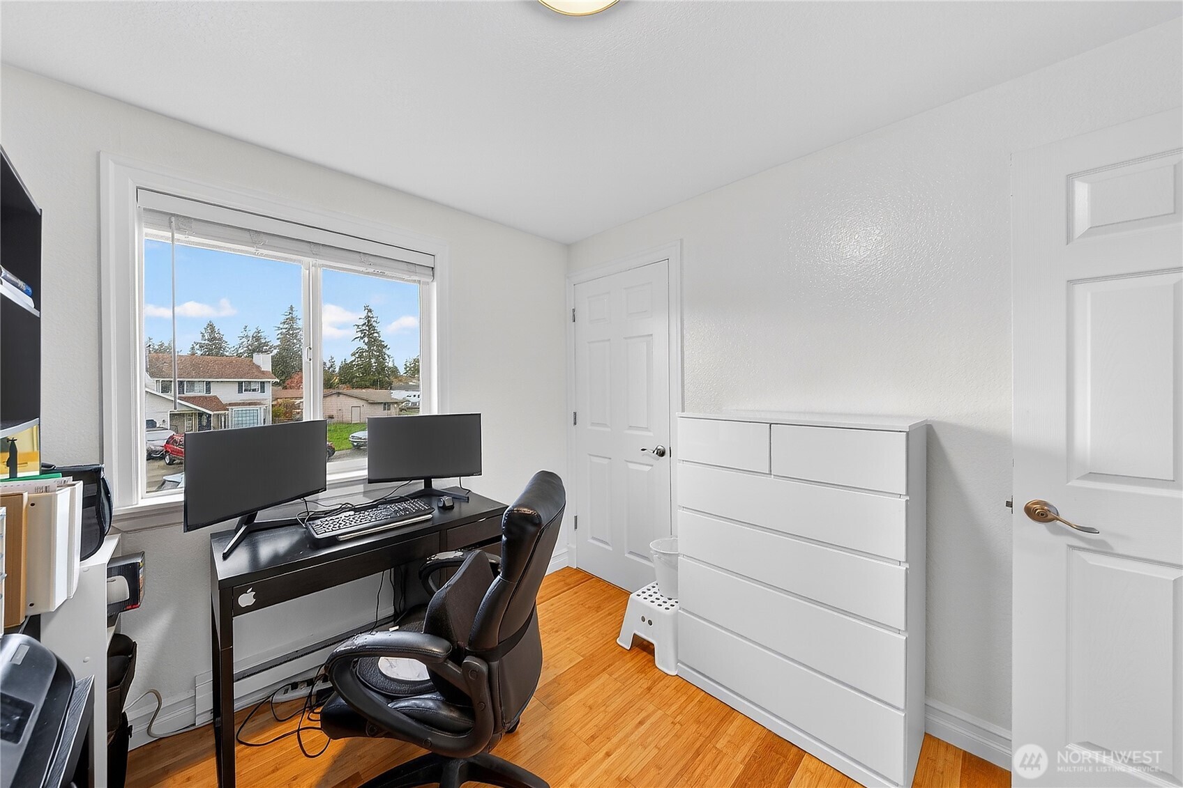 861 NW Haslo Pl , Oak Harbor, WA 98277