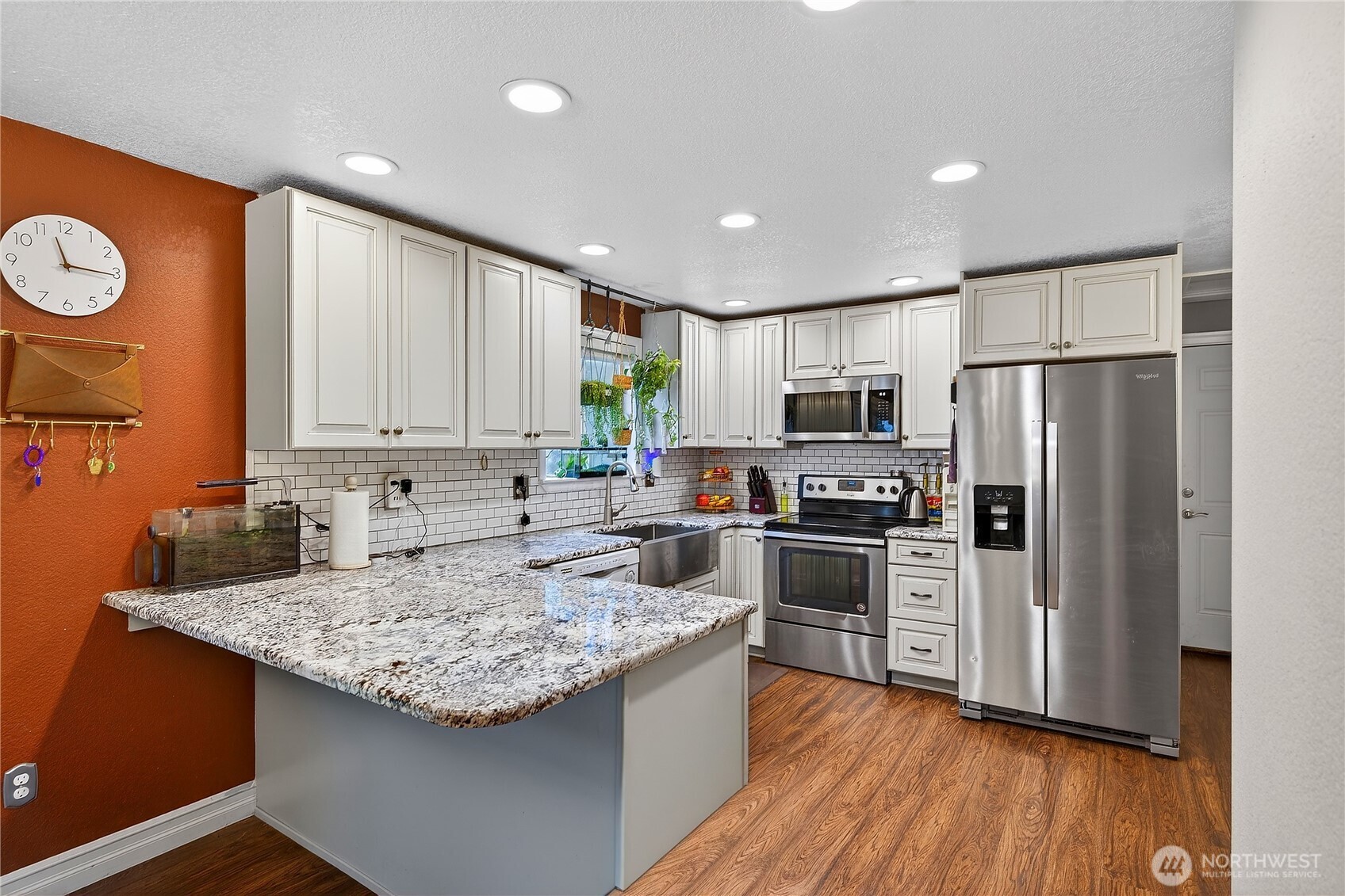 861 NW Haslo Pl , Oak Harbor, WA 98277