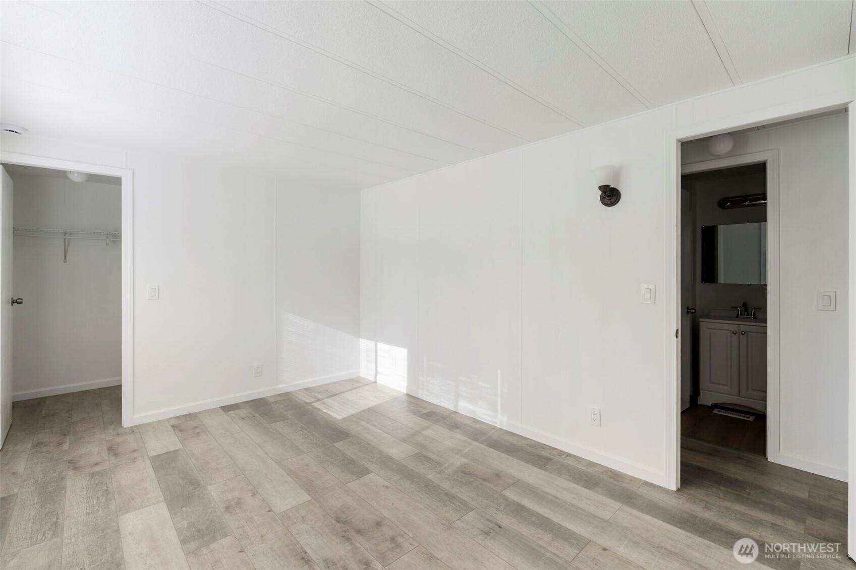 225 Ho Hum Lane , Aberdeen, WA 98520-8532