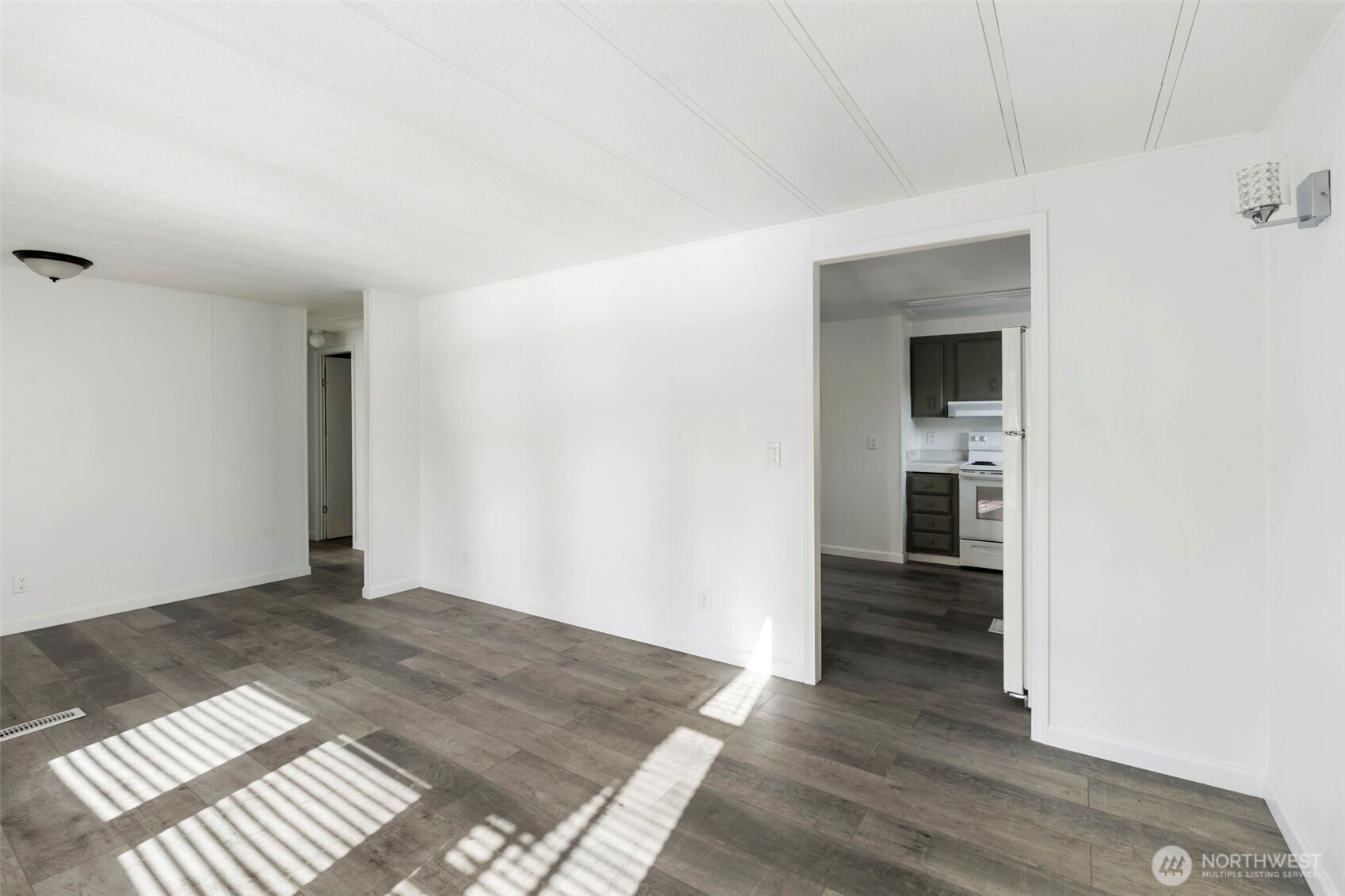 225 Ho Hum Lane , Aberdeen, WA 98520-8532