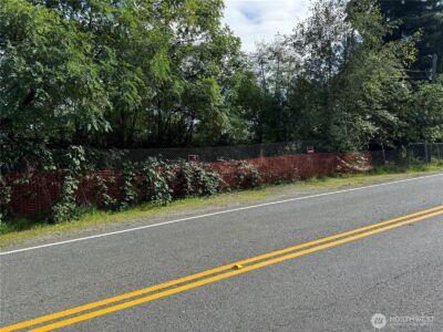 10616 8 Avenue S, Seattle, WA 98168 - Photo 1