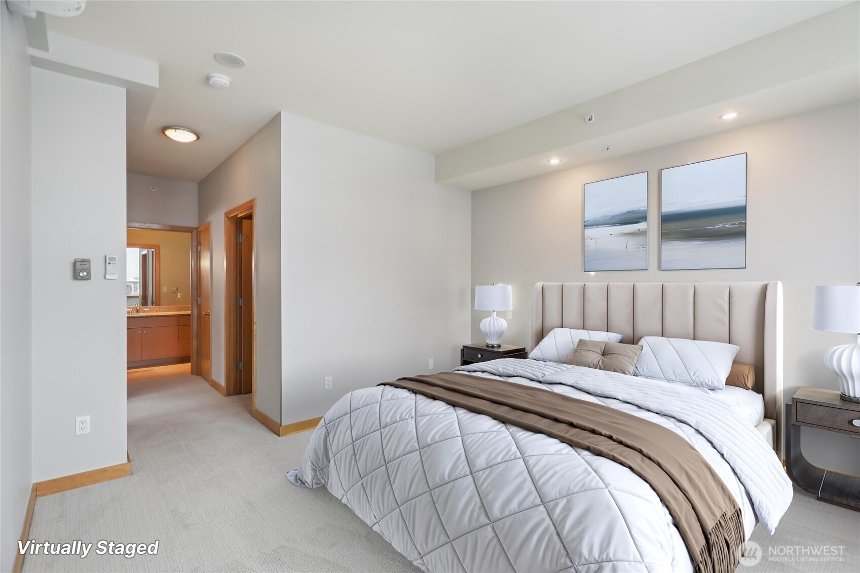 1100 106th Avenue NE #902, Bellevue, WA 98004