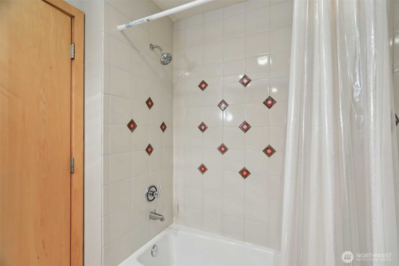 1100 106th Avenue NE #902, Bellevue, WA 98004
