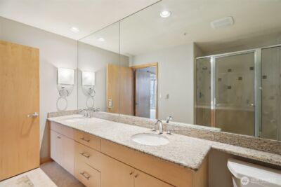 1100 106th Avenue NE #902, Bellevue, WA 98004 - Photo 27