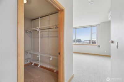 1100 106th Avenue NE #902, Bellevue, WA 98004 - Photo 29