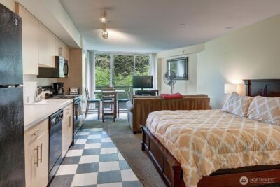 1100 106th Avenue NE #902, Bellevue, WA 98004 - Photo 39