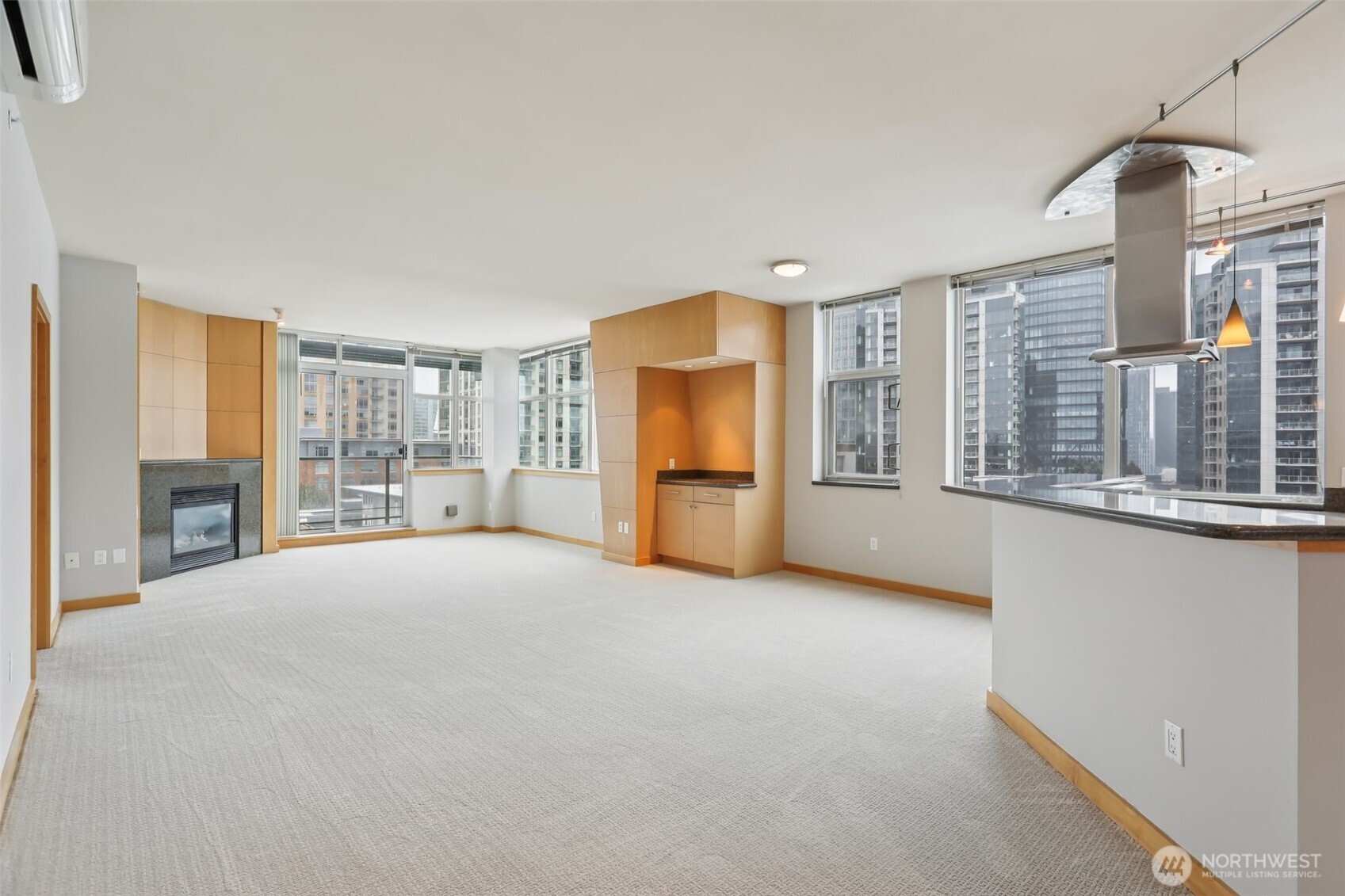 1100 106th Avenue NE #902, Bellevue, WA 98004