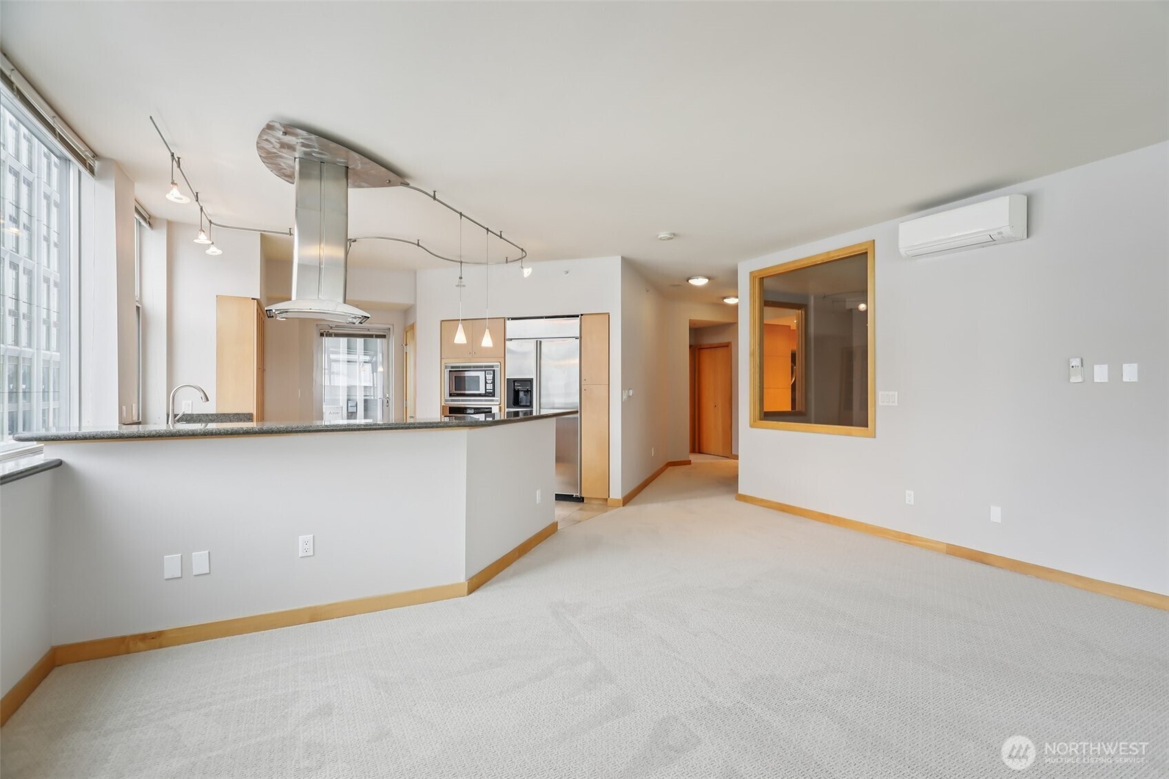 1100 106th Avenue NE #902, Bellevue, WA 98004