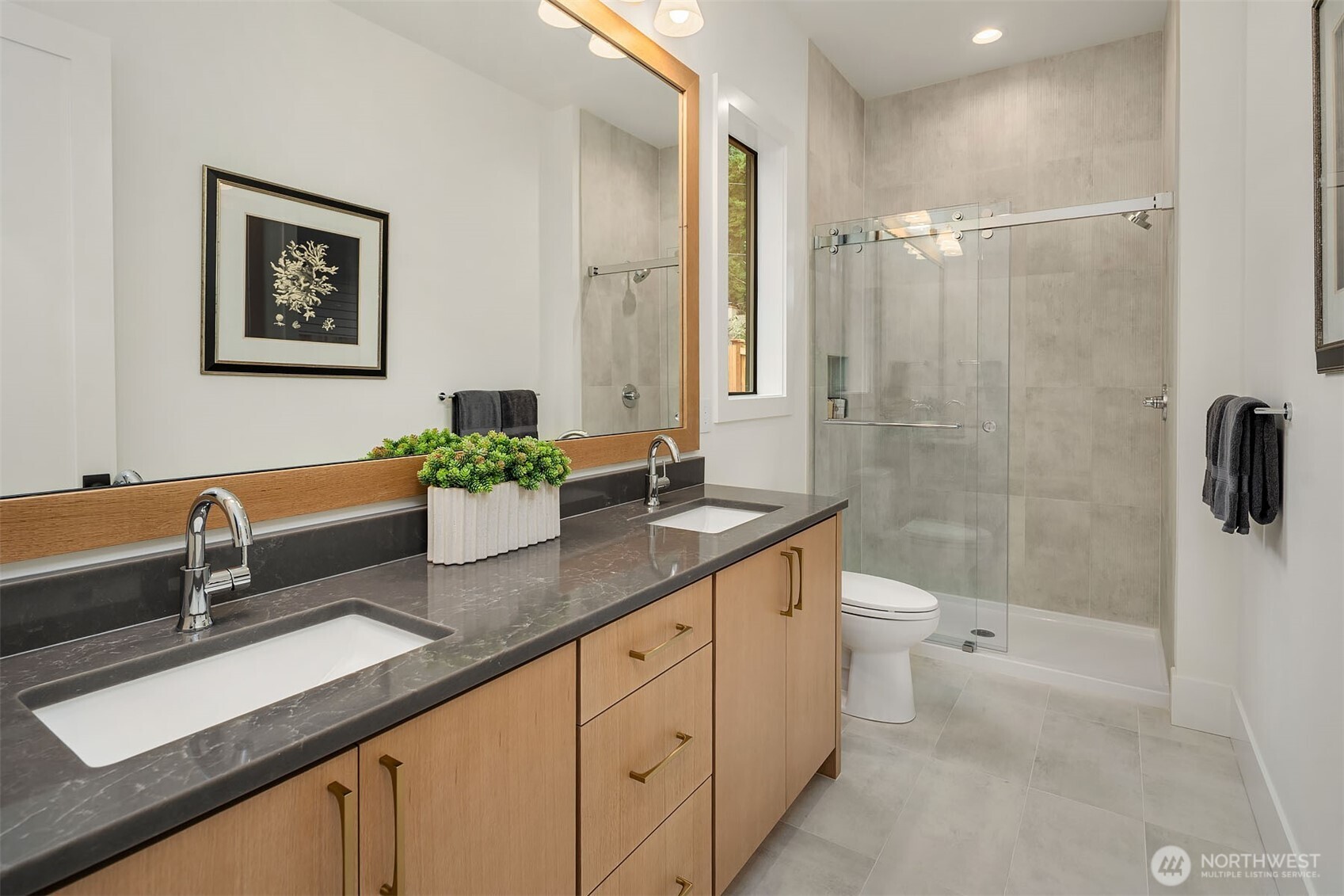 16601 SE 27th Street , Bellevue, WA 98008