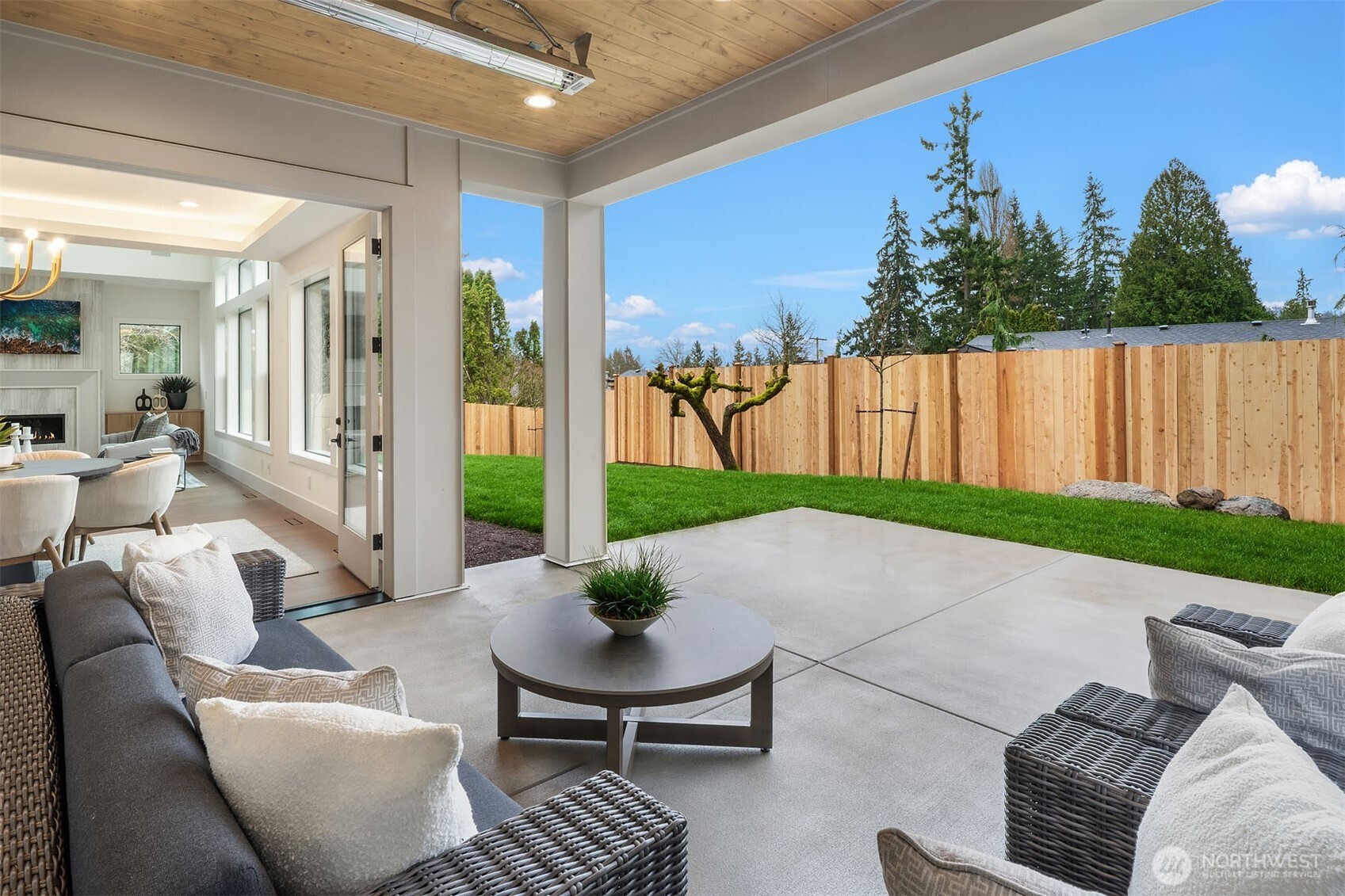 16601 SE 27th Street , Bellevue, WA 98008