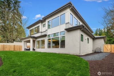 16601 SE 27th Street , Bellevue, WA 98008 - Photo 29