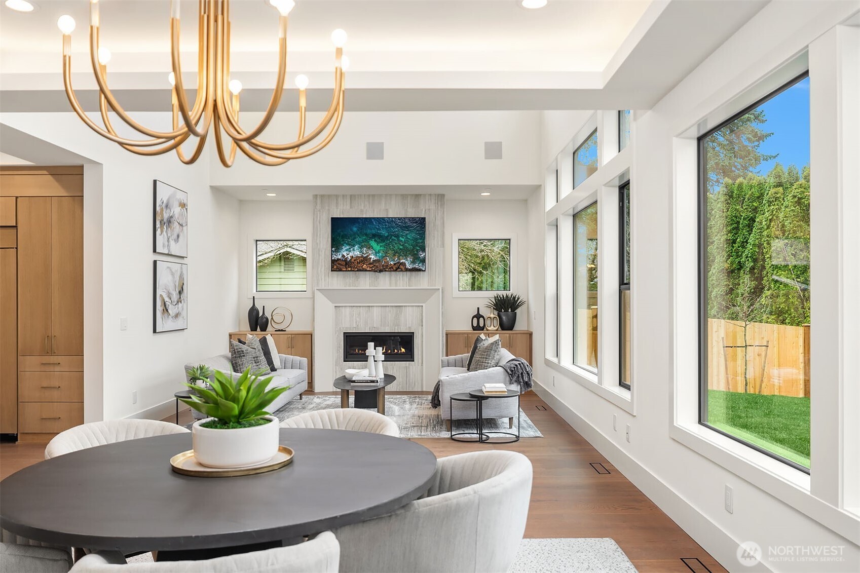 16601 SE 27th Street , Bellevue, WA 98008