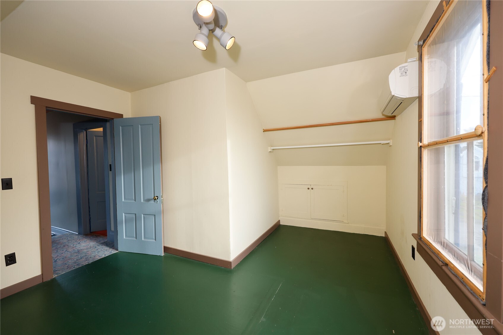 543 Van Buren Street , Port Townsend, WA 98368