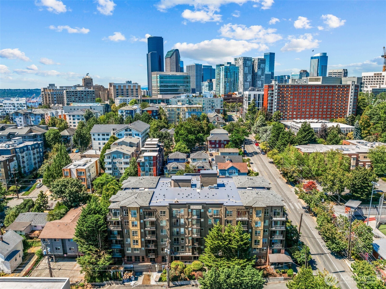 412 11th Avenue #206, Seattle, WA 98122