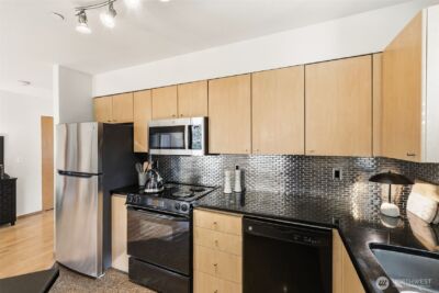 412 11th Avenue #206, Seattle, WA 98122 - Photo 13