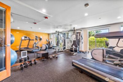 412 11th Avenue #206, Seattle, WA 98122 - Photo 23