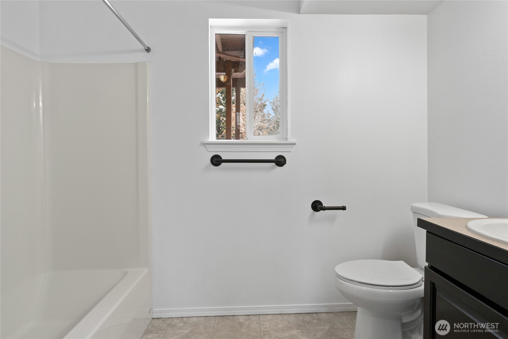 2371 Veedol Drive E, East Wenatchee, WA 98802