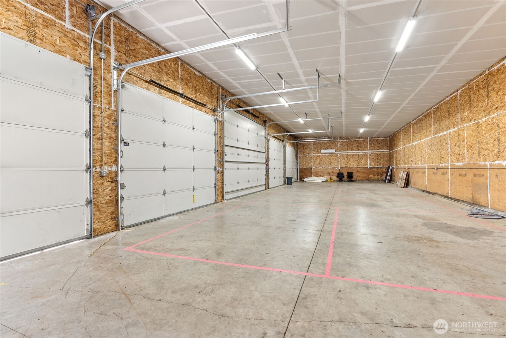 360 Smokey Valley Road , Winlock, WA 98591