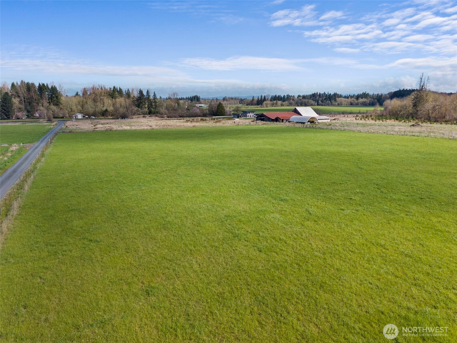 360 Smokey Valley Road , Winlock, WA 98591