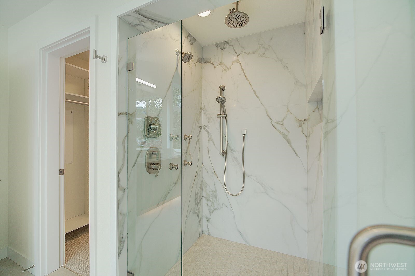 865 Front Street S, Issaquah, WA 98027