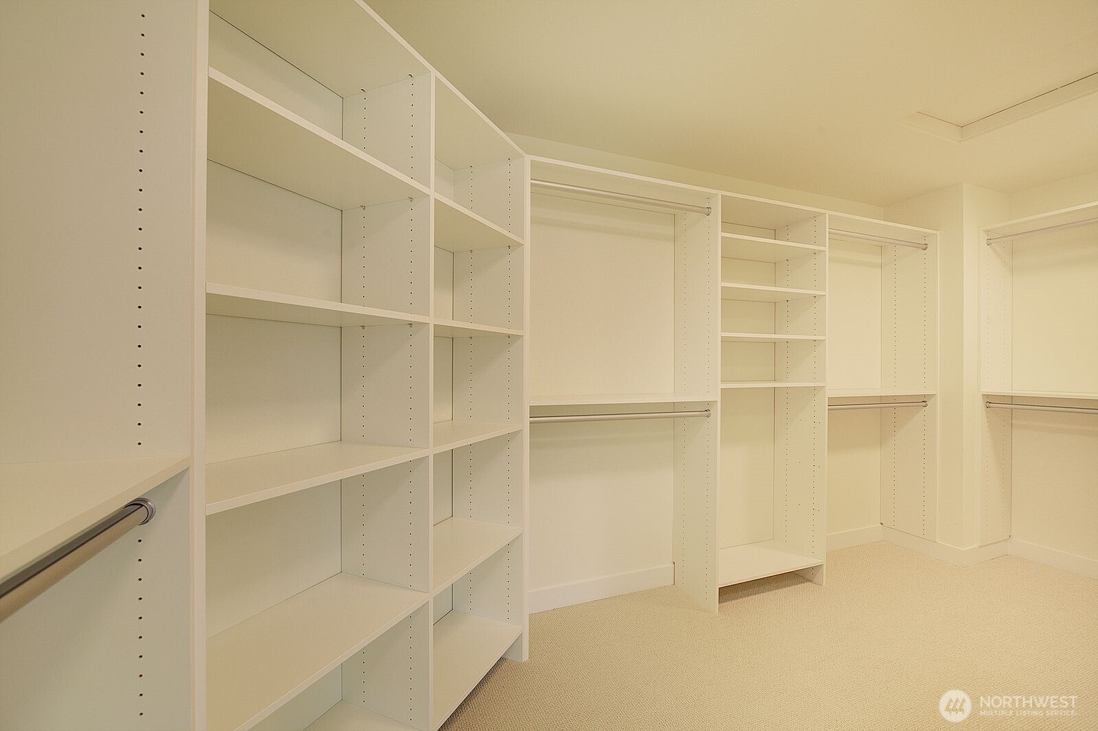 865 Front Street S, Issaquah, WA 98027