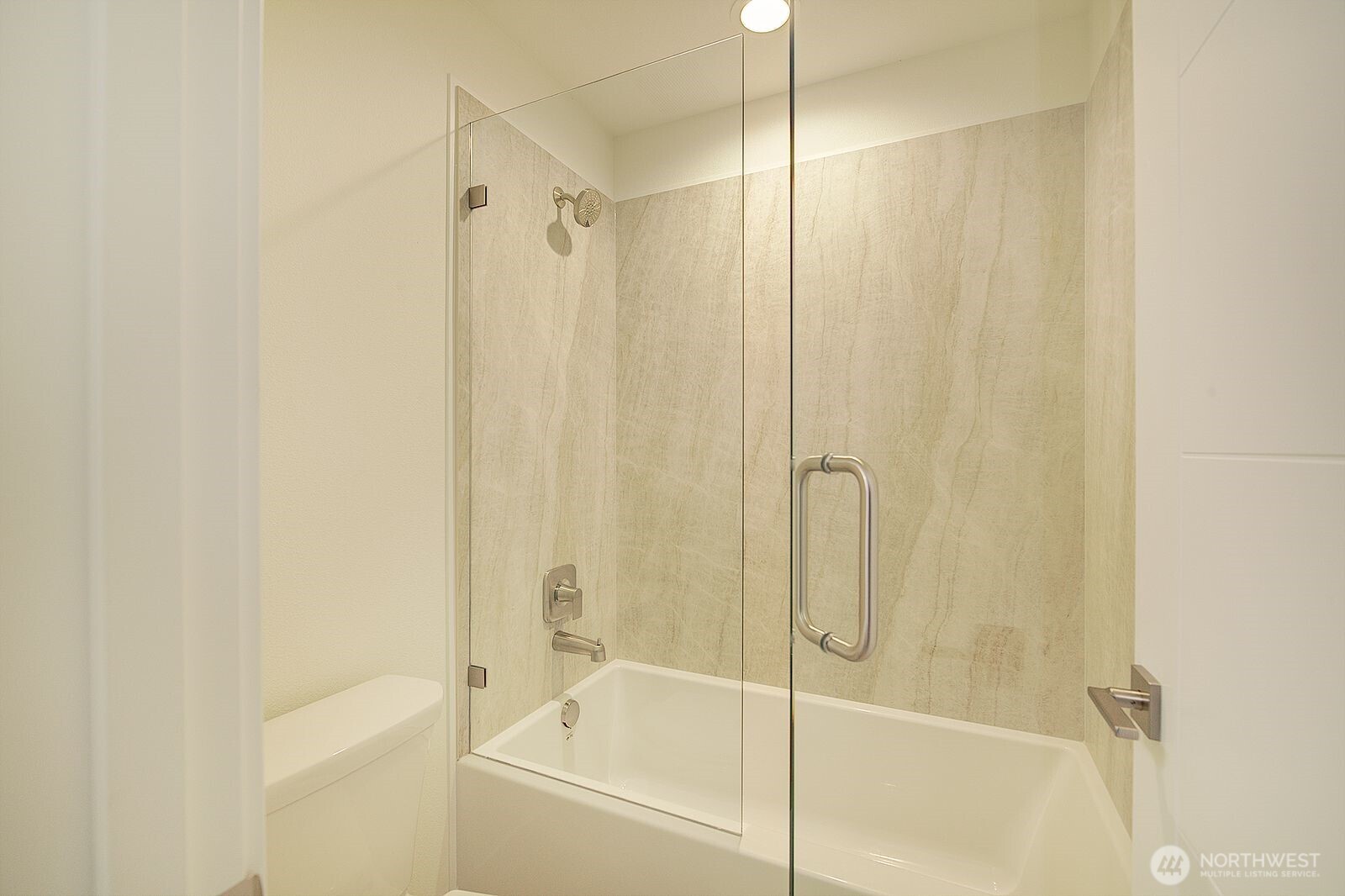 865 Front Street S, Issaquah, WA 98027