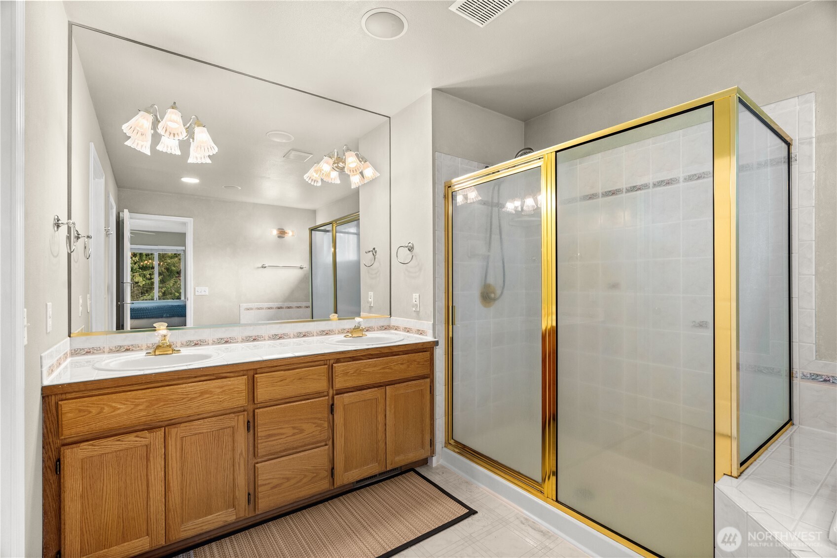 8805 182nd Street E, Puyallup, WA 98375